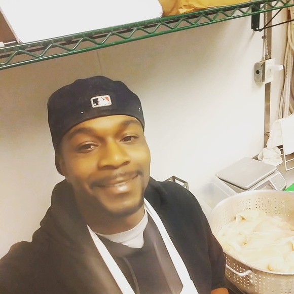 Meet your Posher, Antonio - Picture 1 of 1